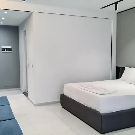 Garden Lejlighedshotel Golem (Tirana)